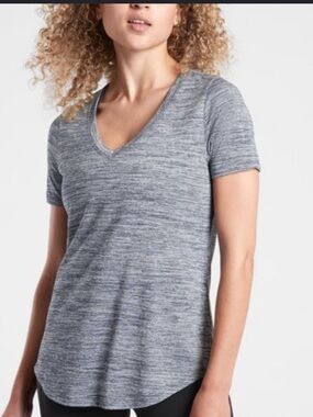 ATHLETA Breezy Scoop V-Neck Short Sleeve Tee Flint Gray Heather